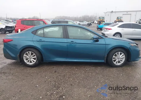 2026 Toyota Camry Le z USA, uszkodzony, nr VIN 4T1DAACK4TU210160